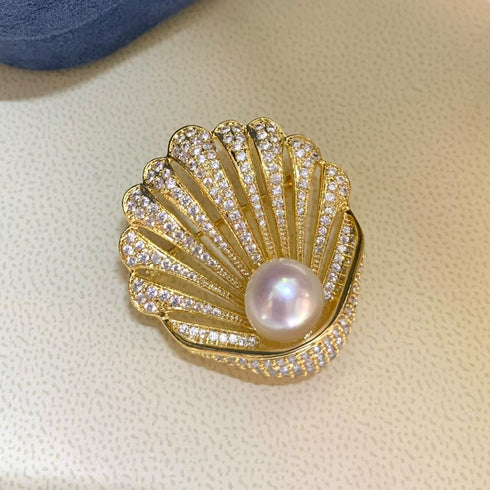 Shell Pearl Brooch